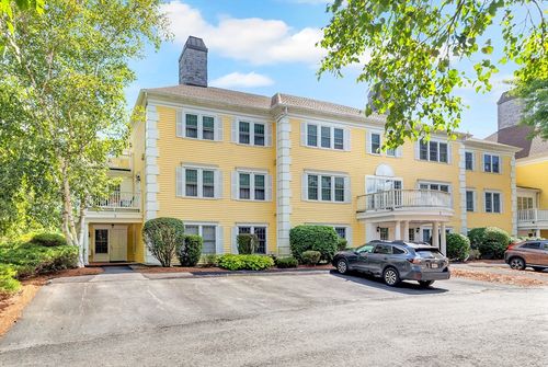102-1 Riverview Blvd, Methuen, MA, 01844-6026 | Card Image