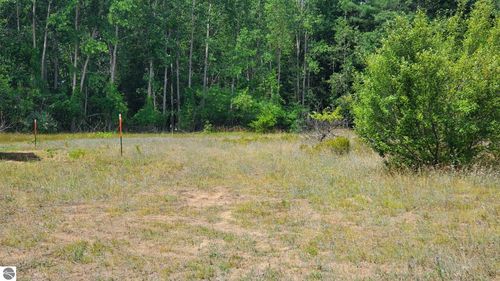 9 Sandbar Ln, Lake, MI, 48632 | Card Image