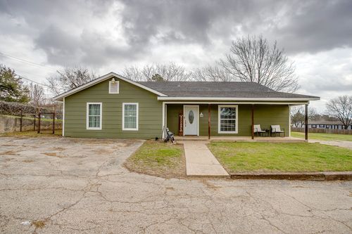 6260 Silver Creek Azle Rd, Azle, TX, 76020-4310 | Card Image