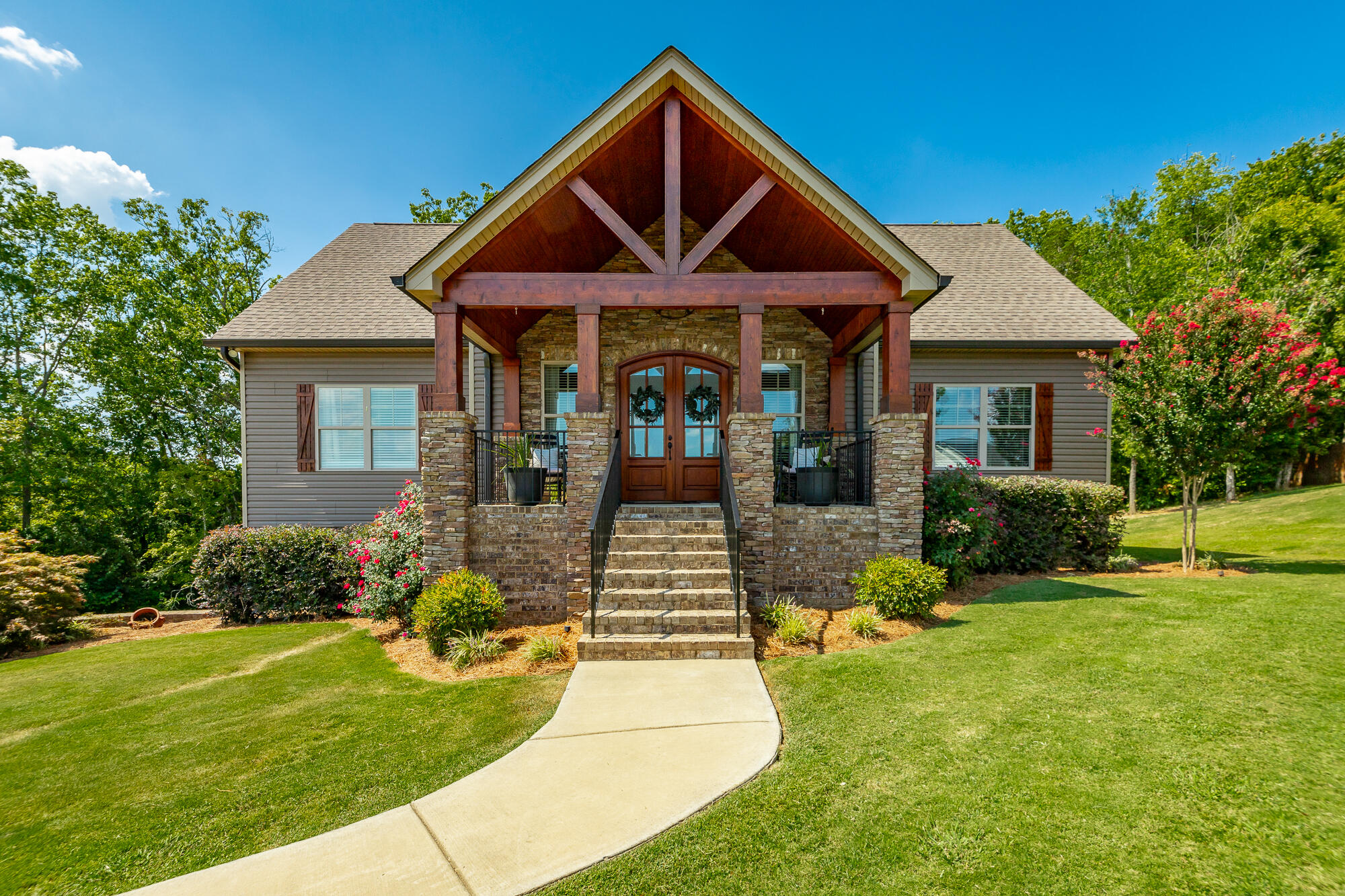 Ginger Lake Dr, Rock Spring, GA 30739