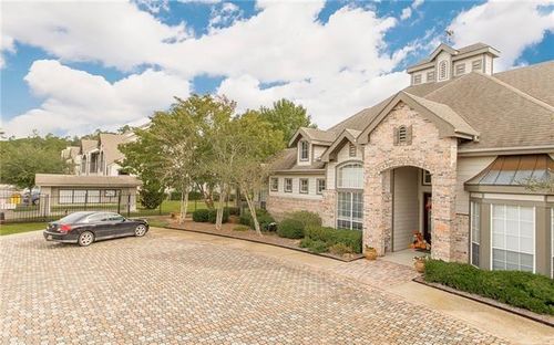 11104-350 Emerald Forest Blvd, Covington, LA, 70433-5928 | Card Image
