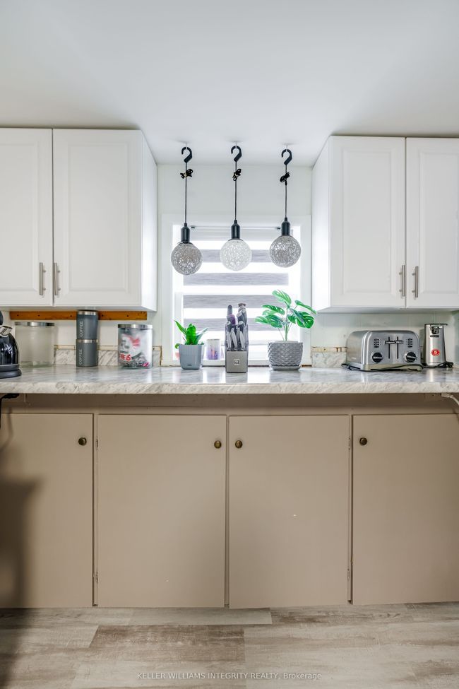 325 Belmont St, House other with 2 bedrooms, 1 bathrooms and 1 parking in Cornwall ON | Image 6