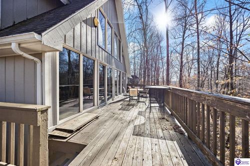 105 Canterbury Way, Campbellsville, KY, 42718-9546 | Card Image