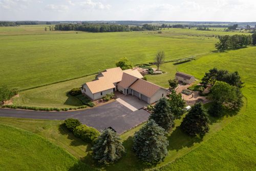 N10409 Hi Line Ave, SPENCER, WI, 54479-8915 | Card Image