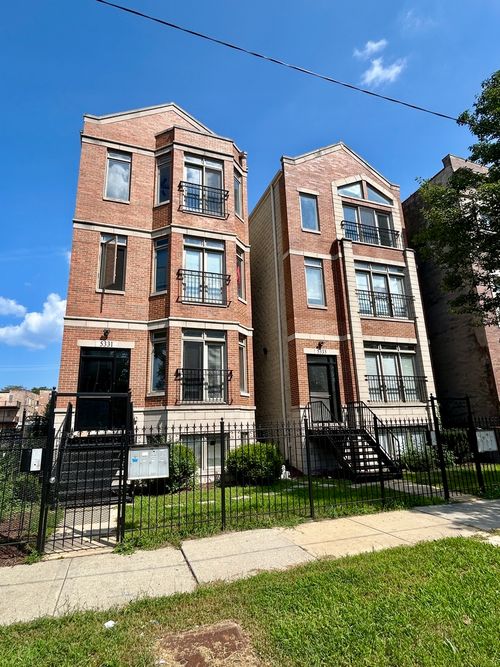5331 S Calumet Ave, CHICAGO, IL, 60615-4822 | Card Image