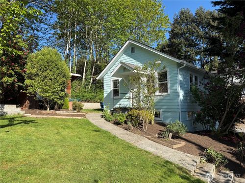 5304 Ne 193rd Street, Lake Forest Park, WA, 98155 | Card Image