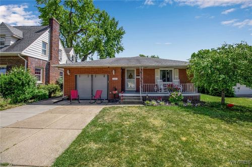 1621 Sheridan Dr, Buffalo, NY, 14217-1250 | Card Image