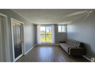 9730 106 St Nw, Condo with 1 bedrooms, 1 bathrooms and null parking in Edmonton AB | Image 3