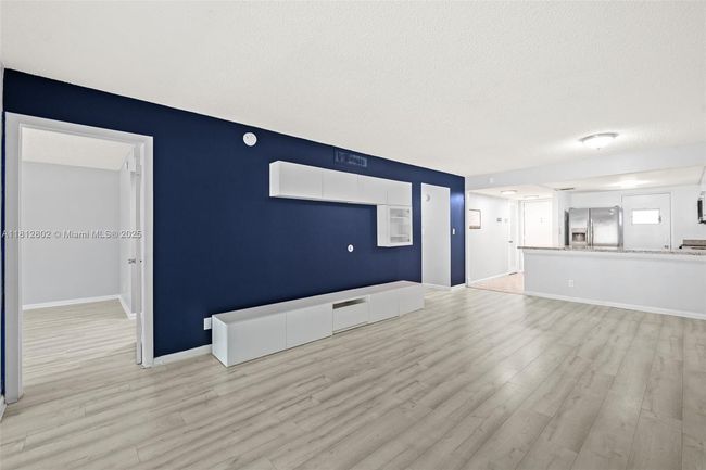 APT-210 - 2302 S Cypress Bend Dr, Condo with 2 bedrooms, 2 bathrooms and null parking in Pompano Beach FL | Image 4