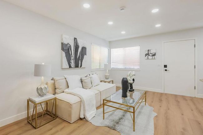 APT-3 - 832 Gilchrist Dr, Townhouse with 2 bedrooms, 1 bathrooms and 2 parking in San Jose CA | Image 17