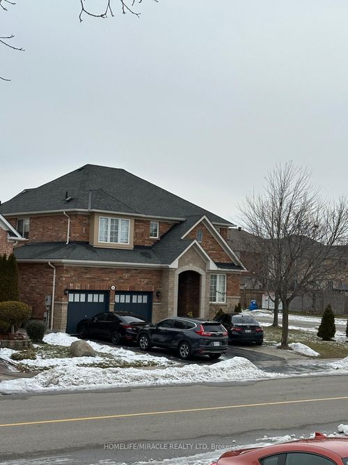 20 Latania Blvd, Brampton, ON, L6P1S9 | Card Image