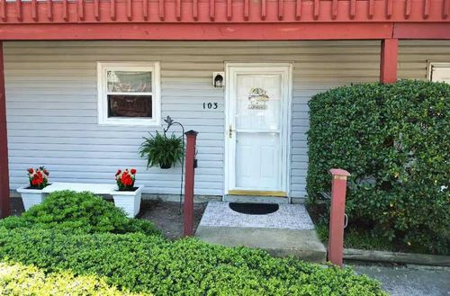 500 Barberton Dr, Virginia Beach, VA, 23451-6360 | Card Image