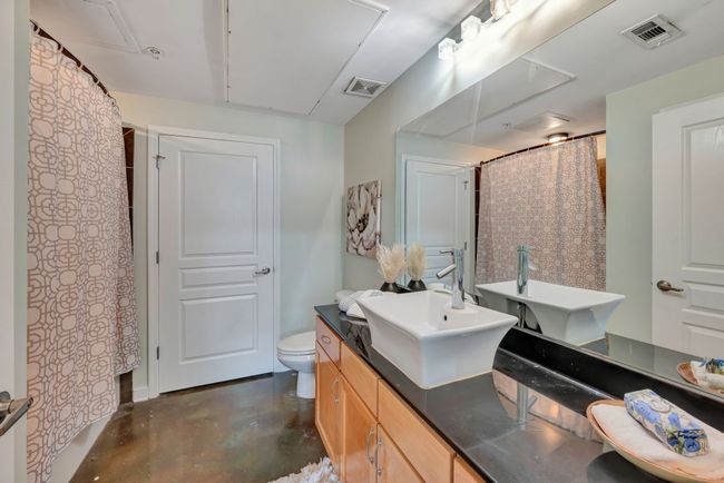 APT-111 - 3000 Vanderbilt Pl, Condo with 2 bedrooms, 2 bathrooms and 2 parking in Nashville TN | Image 19