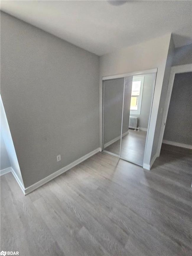 7 - 917 Main St E, House attached with 2 bedrooms, 1 bathrooms and null parking in Hamilton ON | Image 7