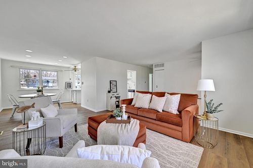 852 Birchwood Ct, ARNOLD, MD, 21012-1209 | Card Image