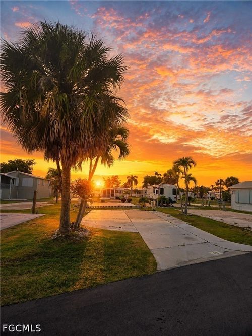 19681 Summerlin #40 Road, Fort Myers, FL, 33908 | Card Image