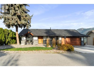 2605 Golf Course Dr, House other with 3 bedrooms, 3 bathrooms and 2 parking in Blind Bay BC | Image 3