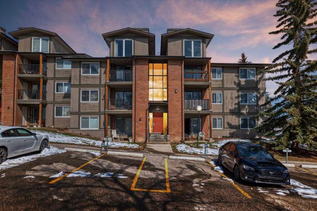 213 - 6400 Coach Hill Road Sw, Home with 2 bedrooms, 1 bathrooms and 1 parking in Calgary AB | Image 2