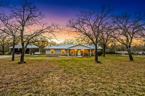 241 County Road 3689, Paradise, TX, 76073-5079 | Card Image