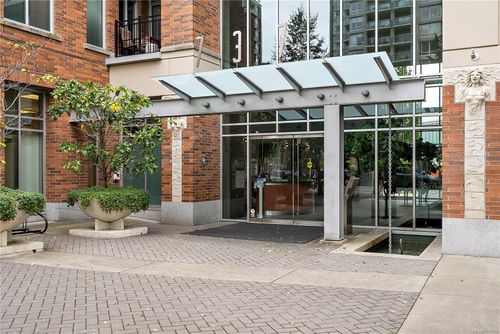 s204-737 Humboldt St, Victoria, BC, V8W1B1 | Card Image