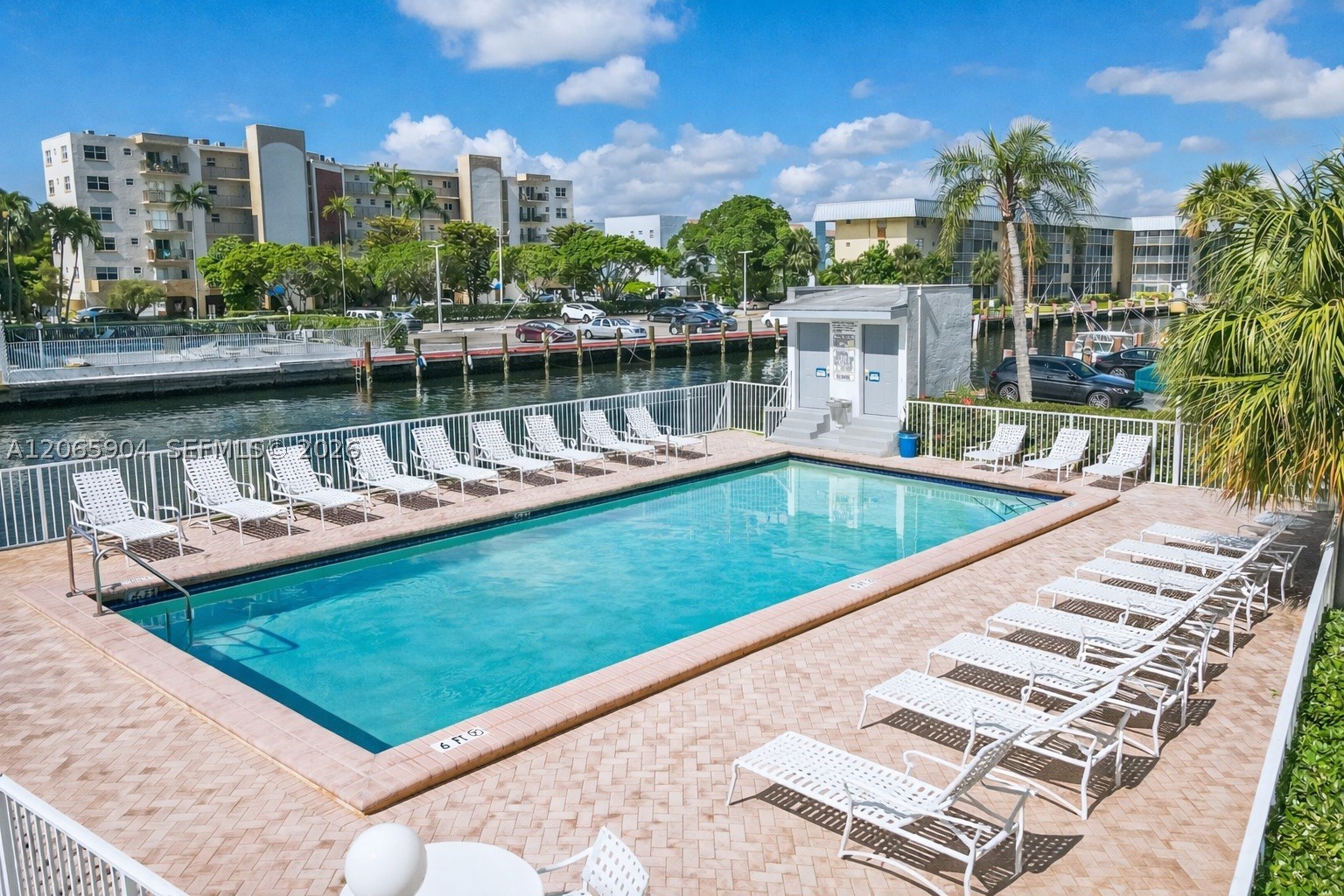 Residential in North Miami Beach 5