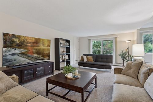 apt-211-3412 Oak Ridge Rd, Minnetonka, MN, 55305-4565 | Card Image