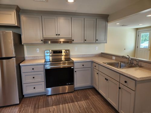 apt-e-132 W Main St, Stafford Springs, CT, 06076-1026 | Card Image