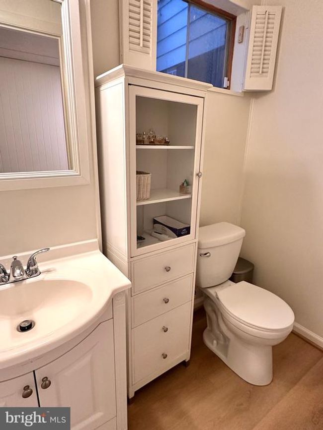 5901 Boothe Dr, House other with 4 bedrooms, 4 bathrooms and null parking in BURKE VA | Image 31