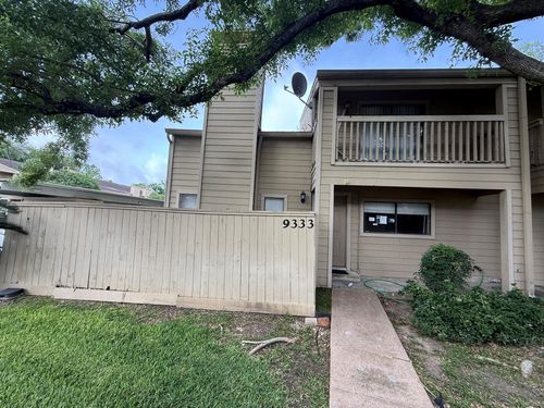 9333 Pagewood Ln, Houston, TX, 77063-5344 | Card Image