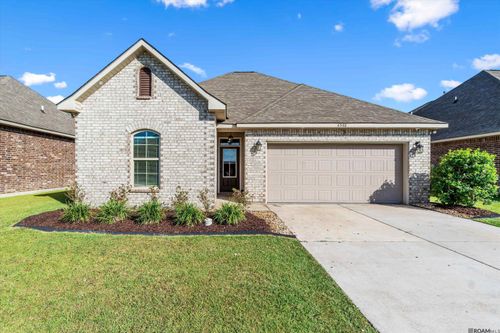 6360 Nesting Dr, Gonzales, LA, 70737-8644 | Card Image