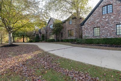 4921 Clear Creek Boulevard, House other with 4 bedrooms, 4 bathrooms and null parking in Fayetteville AR | Image 2