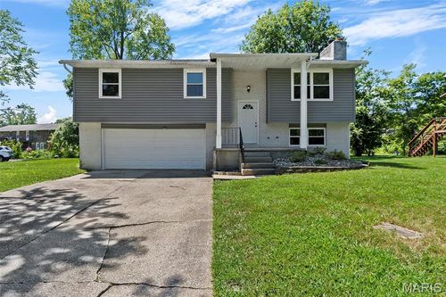 3009 Wisteria St, Cape Girardeau, MO, 63701-4138 | Card Image