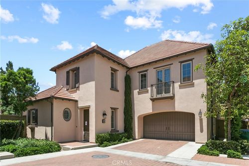 68 Bloomington, Irvine, CA, 92620-3372 | Card Image