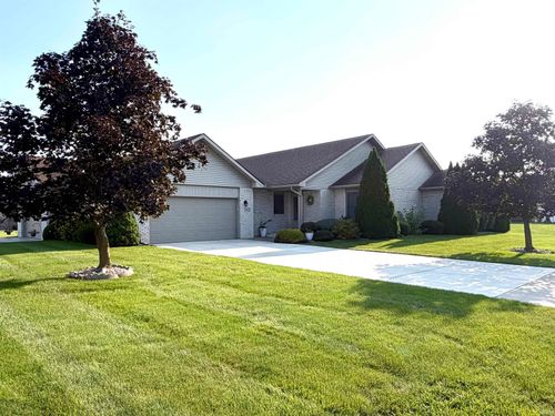 4103 Villas Dr N, Kokomo, IN, 46901-7066 | Card Image