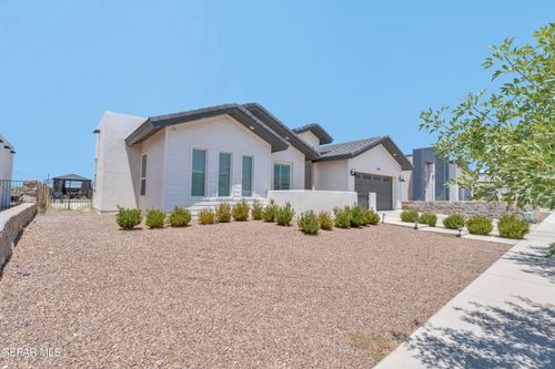 13033 Haxby Ct, Horizon City, TX, 79928-4411 | Card Image