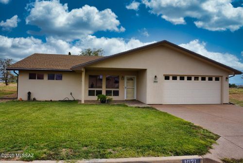 1021 E Geneva St, Pearce, AZ, 85625-4052 | Card Image