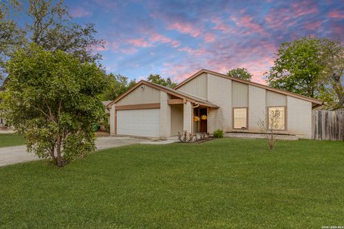 4635 La Loma, San Antonio, TX, 78233-6729 | Card Image