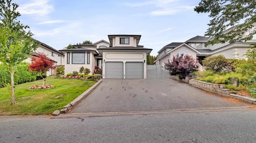6748 123a St, Surrey, BC, V3W0Z1 | Card Image