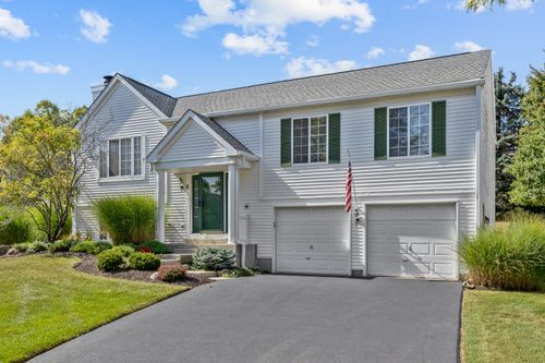 6 Fieldcrest Ct, Algonquin, IL, 60102-5309 | Card Image