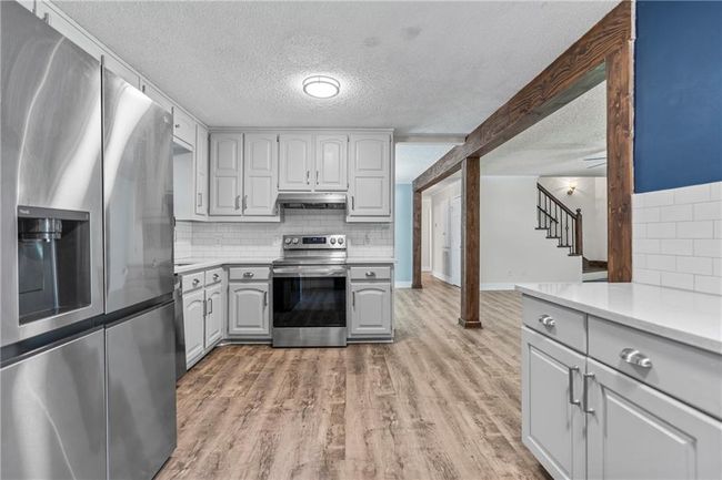 4617 Kingswood Dr, House other with 3 bedrooms, 2 bathrooms and null parking in Flowery Branch GA | Image 11