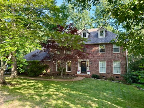 501 N Palisades Dr, Signal Mountain, TN, 37377-3166 | Card Image