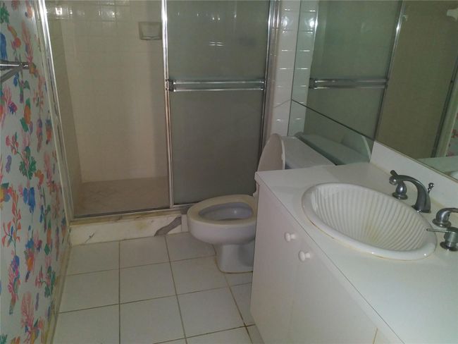 APT-305 - 3850 Galt Ocean Dr, Condo with 2 bedrooms, 2 bathrooms and null parking in Fort Lauderdale FL | Image 8