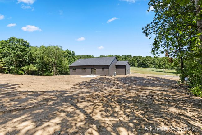 3551 Leaf Ln, House other with 3 bedrooms, 3 bathrooms and null parking in Freeport MI | Image 43
