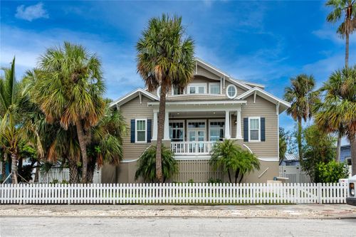 107 10th Ave, ST PETE BEACH, FL, 33706-4202 | Card Image