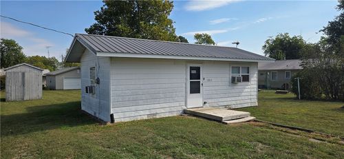 374 Adams St, Mason, IL, 62443 | Card Image