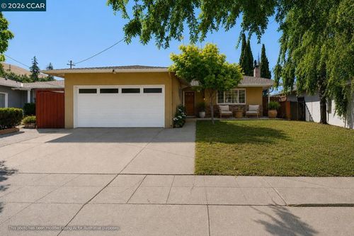 31561 Hugh Way, Hayward, CA, 94544-7743 | Card Image