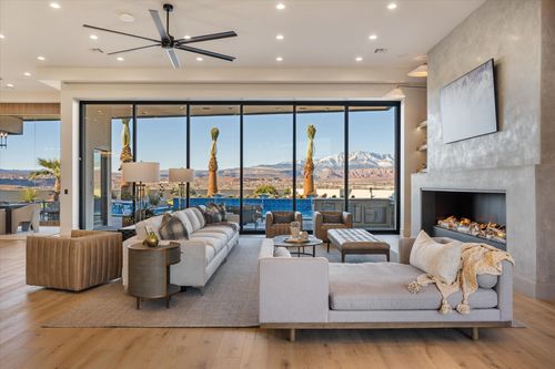 2869 E Diamond Ridge Dr, St. George, UT, 84790-4125 | Card Image