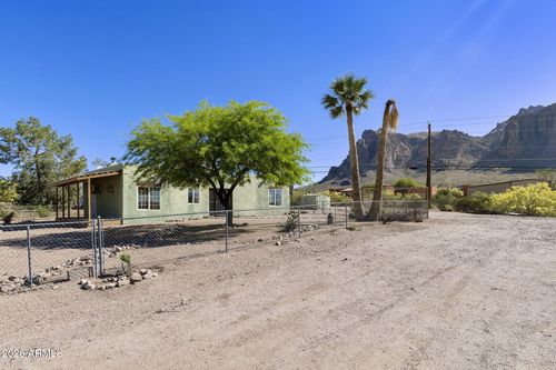 5578 E Jacob Waltz St, Apache Junction, AZ, 85119-9451 | Card Image