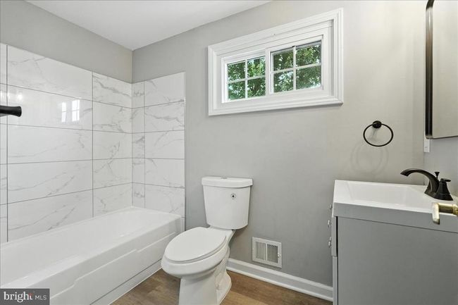120 N Kennedy Rd, House other with 4 bedrooms, 2 bathrooms and null parking in STERLING VA | Image 15