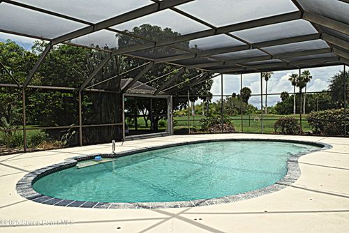 285 Utopia Cir, Merritt Island, FL, 32952-7100 | Card Image